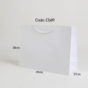 photo-output درزن(١٢ حبه) أكياس كرتونية متوفر لونين الأبيض و الأسود مقاس A2